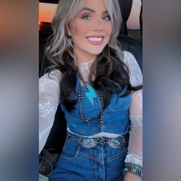 Meet your Posher, Crystal - Picture 1 of 1